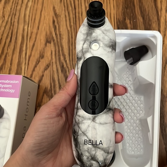 “Bella: Wet/ Dry Microdermabrasion kit” - Picture 7 of 7